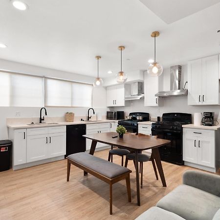 Modern Getaway In The Heart Of La Near Usc, Private Room With Share Living Room And Kitchen Los Angeles Exteriör bild
